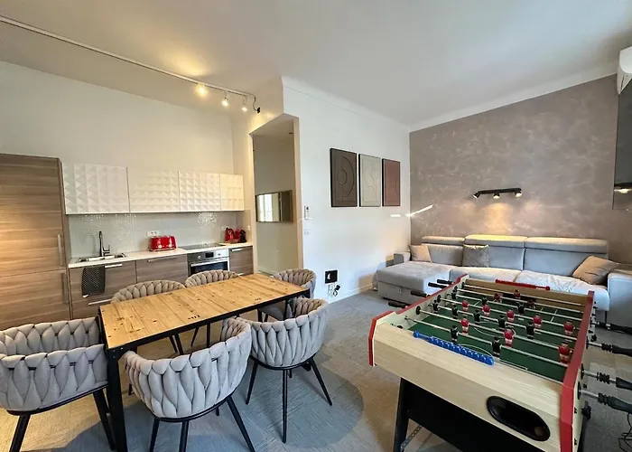 2 Bedrooms, Large Terrace, Center Cannes